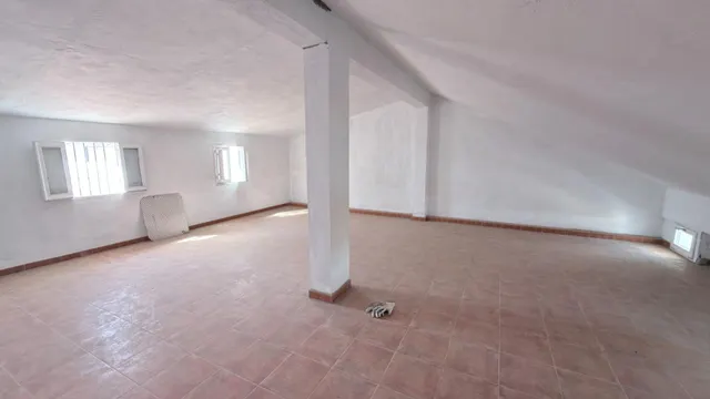 LOCAL COMERCIAL EN CONSTRUCCIÓN EN EL CENTRO DE LEPE (HUELVA) — 29
