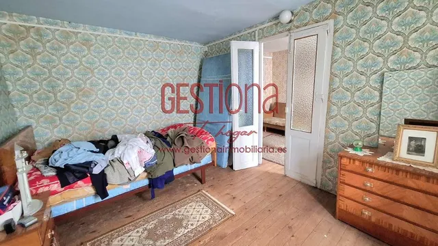 CASA PARA REFORMAR EN EL CENTRO DE RAMALES DE LA VICTORIA. — 7