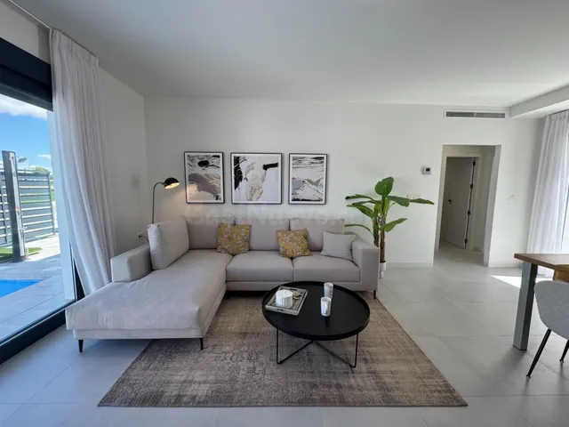 Viviendas nuevas en Roldán – diseño, eficiencia y vida al so - foto 2