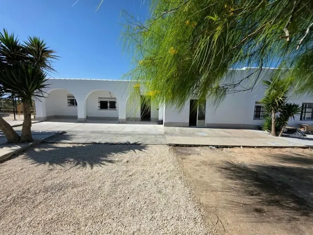 Casa de campo 4 habitaciones 218m² en venta - La Marina — 7