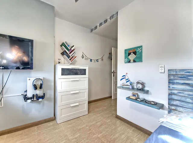 PISO CON VISTAS! TERRAZA INCREIBLE. 3 HB, PLAZA DE GARAJE y TRASTERO. — 21