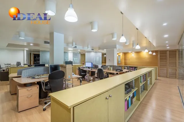 EXCLUSIVO INMUEBLE EN PLAZA DE CARRETAS, JUNTO AL EMBLEMÁTICO PASEO DEL SALÓN — 10