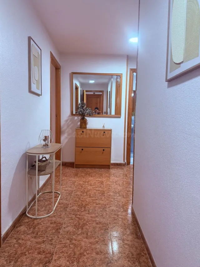 Acogedora Habitación en La Ñora - Ideal para CHICAS Estudian - foto 3