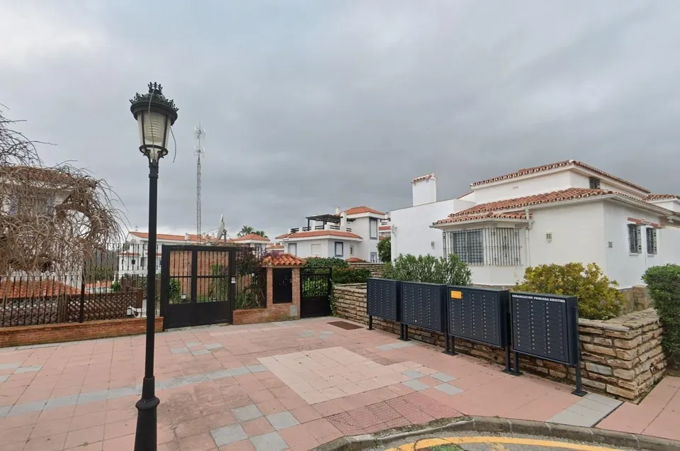 Venta de Vivienda en Manilva, Málaga. Activo Inmobiliario Sin Posesión / No Se Puede Visitar / Ni Financiar.