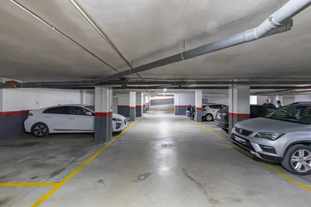 Ático exclusivo con plaza de garaje, trastero y domótica en Zarandona — 25