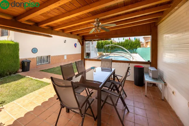 Espectacular Chalet a 10 Minutos del Centro de Granada — 4