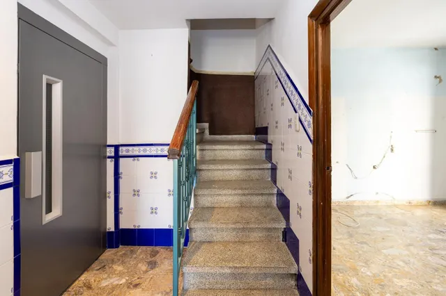 Edificio con gran potencial de desarrollo residencial en Zaidín – Granada — 38