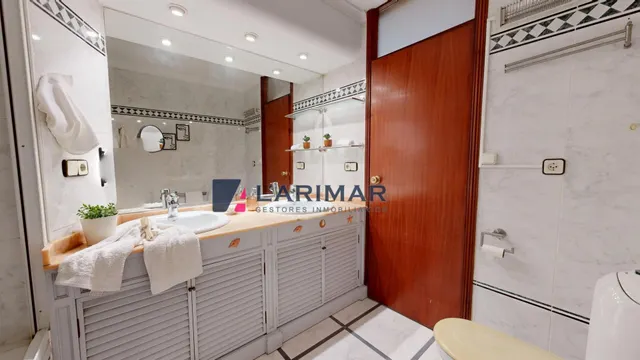 AMPLIA VIVIENDA CON GRAN TERRAZA, GARAJE Y PISCINA EN VISTAHERMOSA – ALICANTE — 36