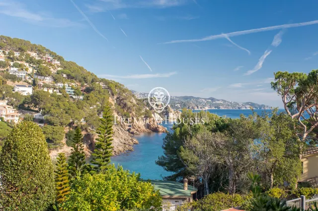 Casa en venta con bonitas vistas al mar en Cala Sant Francesc — 6