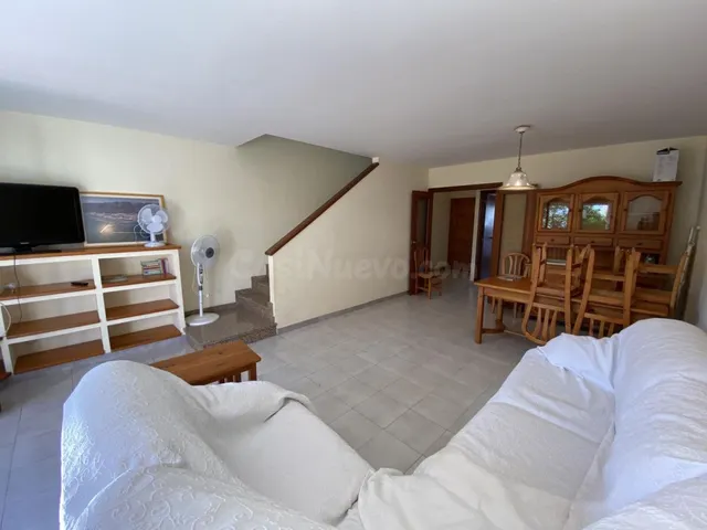 Casa adosada de 4 habitaciones a 50m de la Playa - foto 3