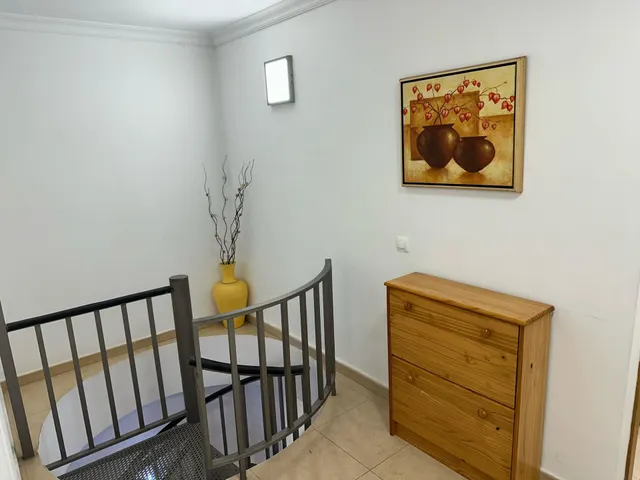 Playa San Juan. Duplex 3 habitaciones, 2 baños, balcon, garaje y trastero a 5 0 metros dle mar — 5