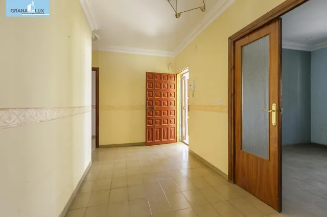 CHALET INDEPENDIENTE CON GRAN POTENCIAL DE EDIFICACIÓN EN CENES DE LA VEGA — 30