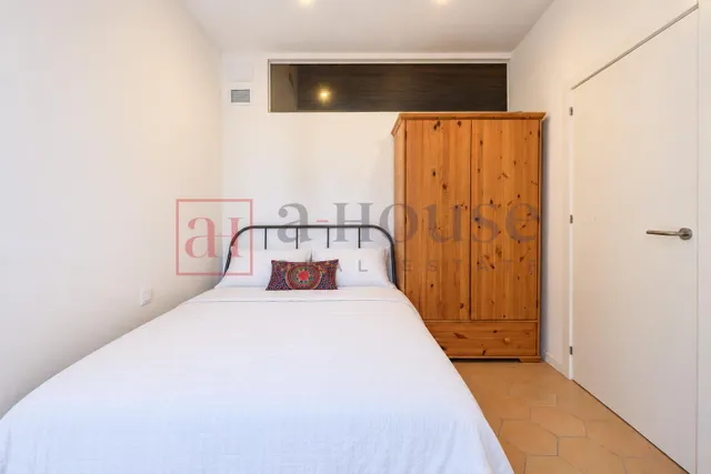 Piso listo para entrar a vivir con balcón y doble orientación en vila de gràcia — 14