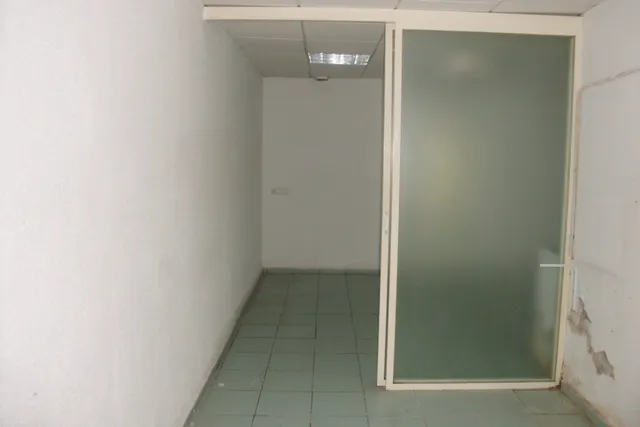 Local comercial en Avda. Daniel Gil - Ontinyent — 3