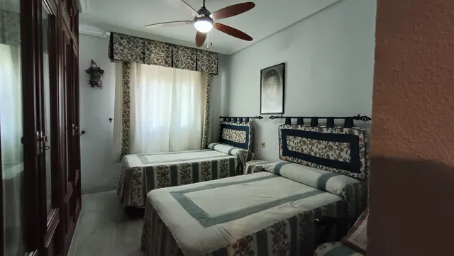 SE VENDE PISO EN ZOCO — 18