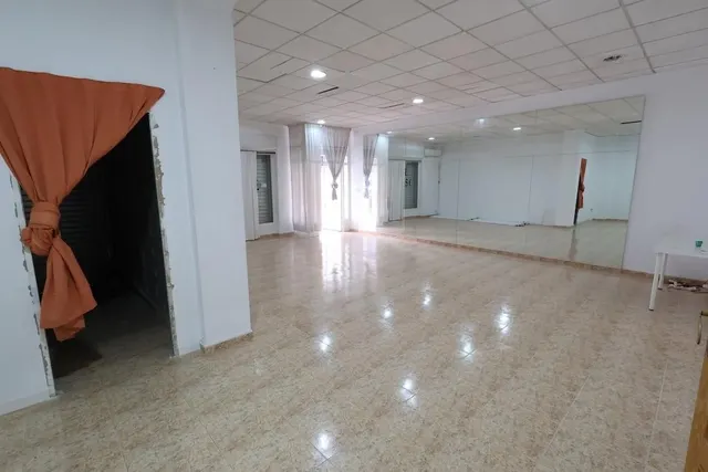 Local comercial 1 habitación 100m² en venta - Centro — 8