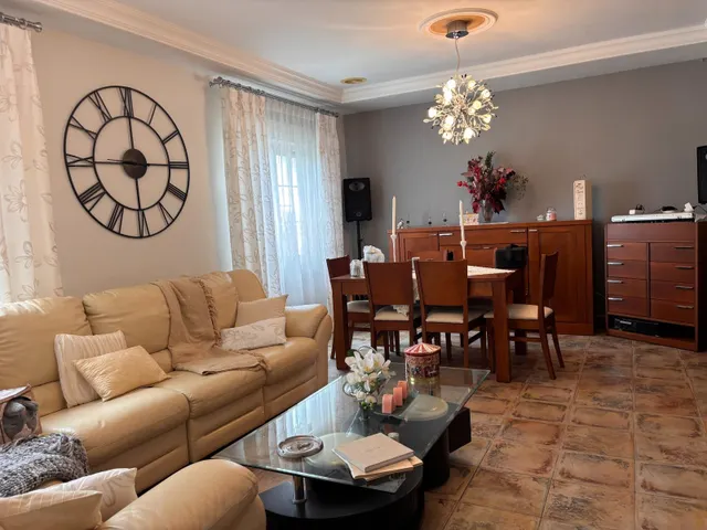 BONITO CHALET PARA VIVIR — 8