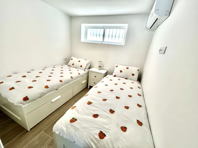 Villa 5 habitaciones 166m² en venta - Villamartin — 35