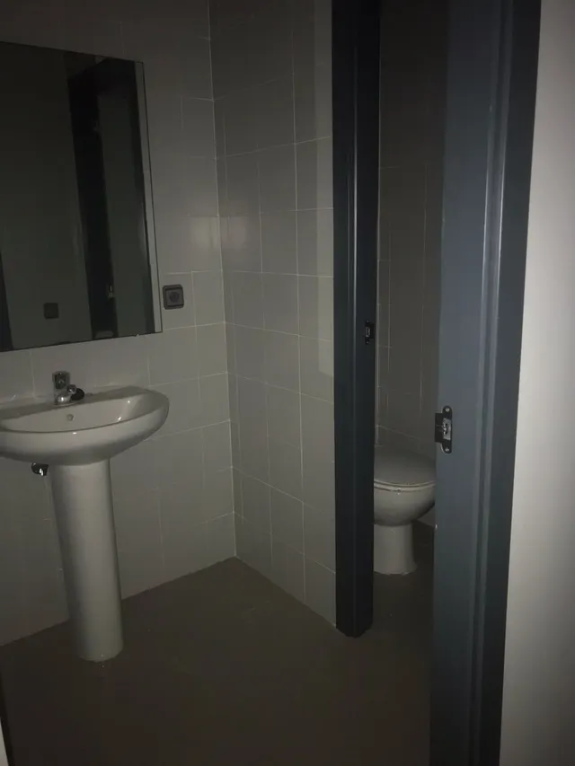 Local de 252 m2 en el poligono campo alto — 8