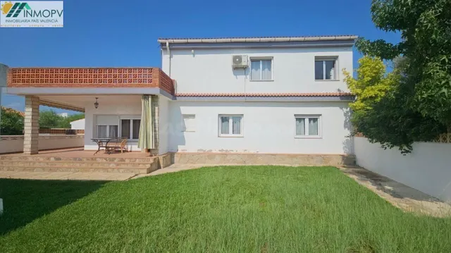 SE VENDE CHALET EN ZONA BARBIGUERA DE 4 habitaciones Y 3 BAÑ - foto 2