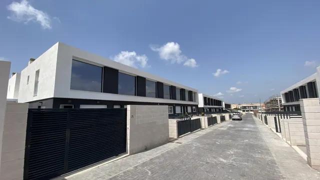 Adosado 2 habitaciones 110m² en venta - Monte y Mar bajo — 28