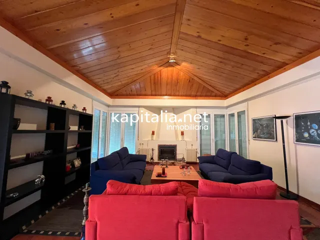 Fantástico chalet a la venta en Ontinyent , zona la Solana . — 14