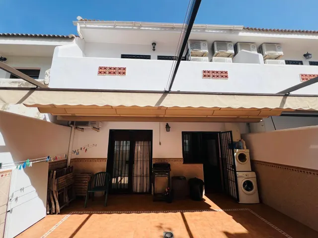 IMPECABLE CASA ADOSADA EN BENALMÁDENA PUEBLO CON VISTAS DESPEJADAS Y AL MAR DESDE LA PLANTA ALTA — 15