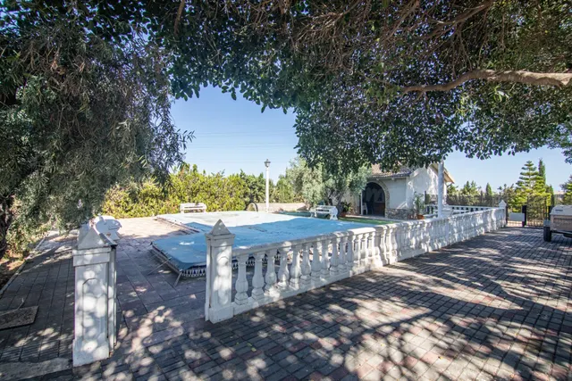 CHALET INDEPENDIENTE CON 5.250M2 DE PARCELA, PISCINA Y ALMAC - foto 4