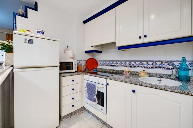 Venta Apartamento, Playa de Los Locos,  Primera línea de playa Torrevieja piscina comunitaria — 5