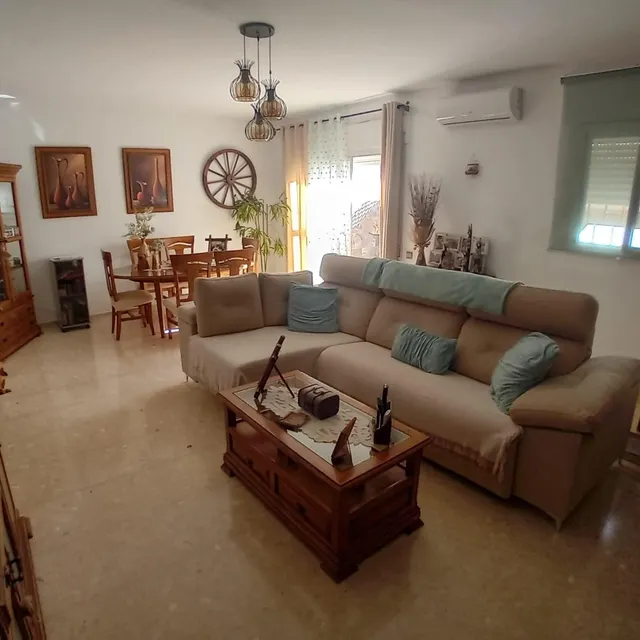 Casa en venta en zona Pajarete — 28