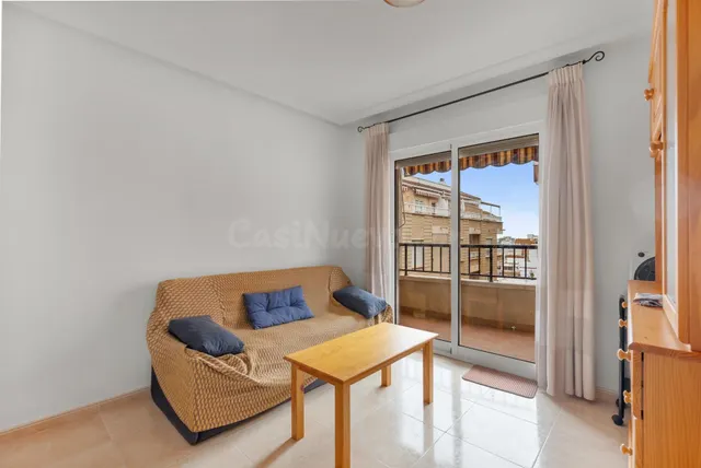 Piso céntrico y muy luminoso con garaje y un comodísimo tras - foto 4