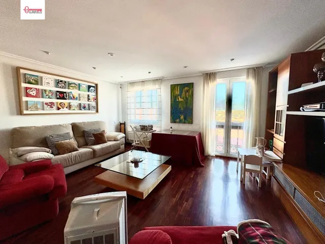Exclusivo Dúplex con Vistas Panorámicas en las Faldas del Ca - foto 3