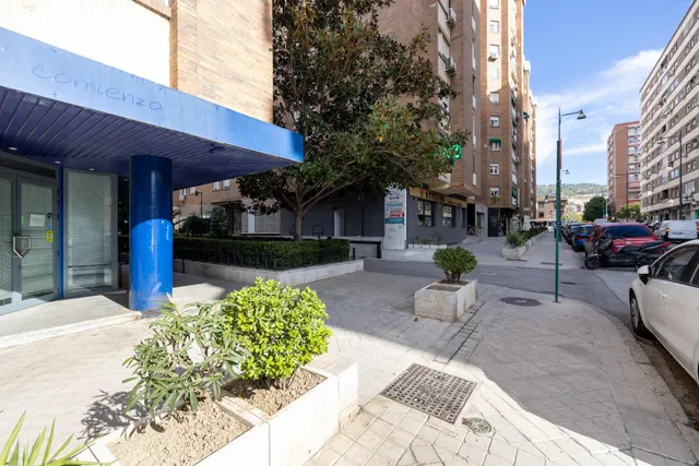 Local comercial 5 habitaciones 128m² en venta - Alminares
