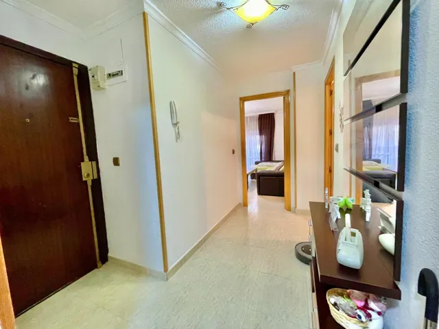 Piso exterior de 3 dormitorios en Miralbaida – Listo para entrar a vivir — 33