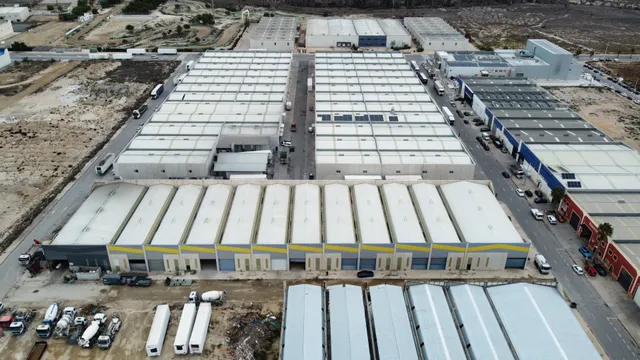 Nave industrial nueva de 368 m2 en venta – Polígono Industri - foto 4