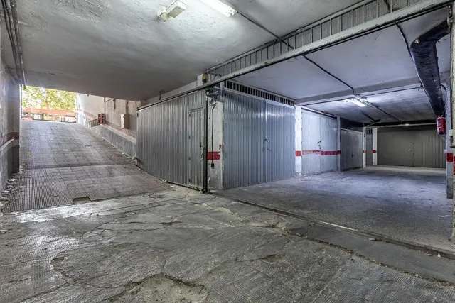 Garaje doble en venta en Urbanización Parque del Genil – Granada Capital — 9