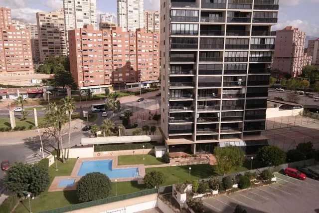 VENDEMOS APARTAMENTO EN BENIDORM TORRE IPANEMA — 3
