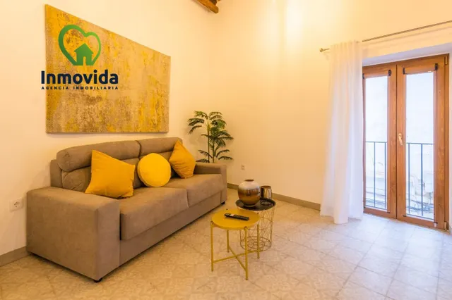Espléndido Piso Reformado con Licencia Turistica en el Corazón del Casco Antiguo de Córdoba - €266,000 — 4
