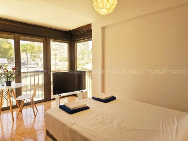 Piso en Venta con Vistas al Mar en Playa Levante, Benidorm — 10