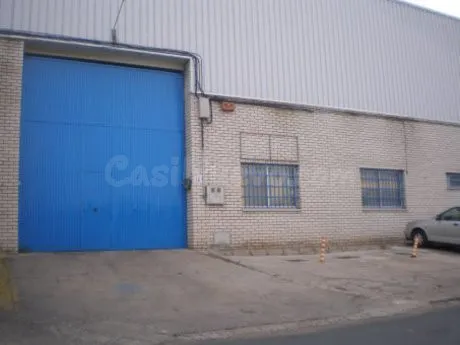 Nave industrial 310m² en alquiler - Dos Hermanas