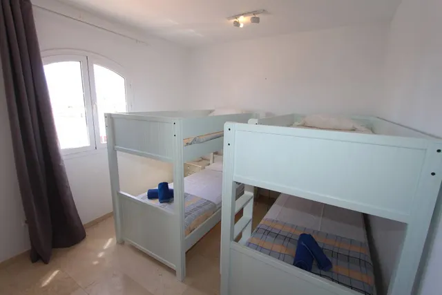 VILLA INDEPENDIENTE CON 4 habitaciones — 21