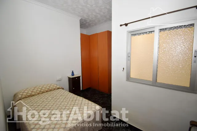 MAGNÍFICA CASA CON DOS VIVIENDAS INDEPENDIENTES Y TERRAZA, CERCA DEL CENTRO — 31