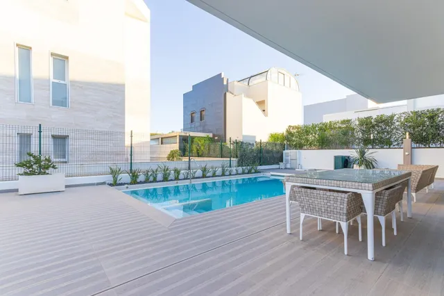 GRAN VILLA DE LUJO EN ORIHUELA COSTA, 4 HAB, 3 BAÑOS - foto 5