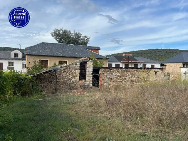 SE VENDE CASA PARA REFORMAR EN CARUCEDO — 7