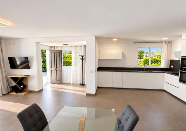 Casa o chalet en venta en Empuriabrava — 12