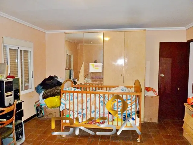 252 M2, 5 habitaciones Y TRES PLANTAS EN UNA TRANQUILA ZONA PEATONAL DE VILA-REAL — 21