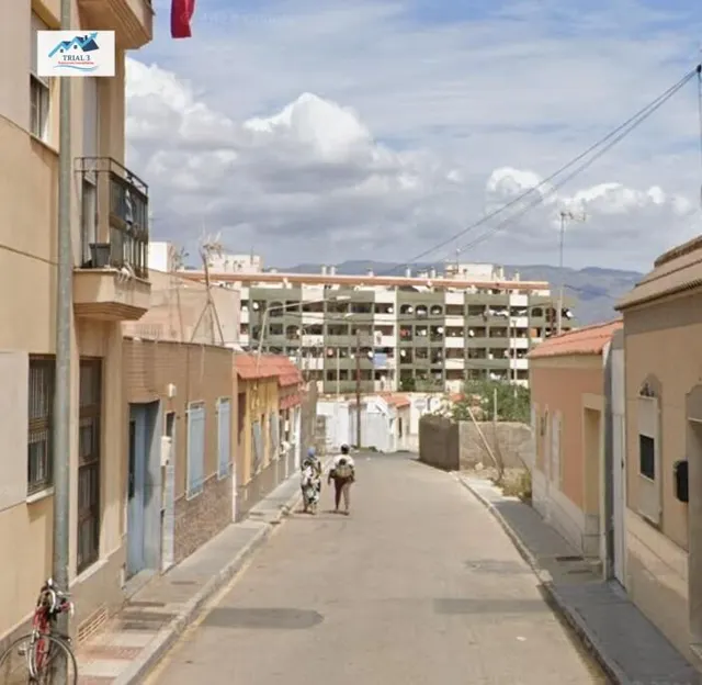Venta piso en Roquetas de Mar (Almería) - foto 3