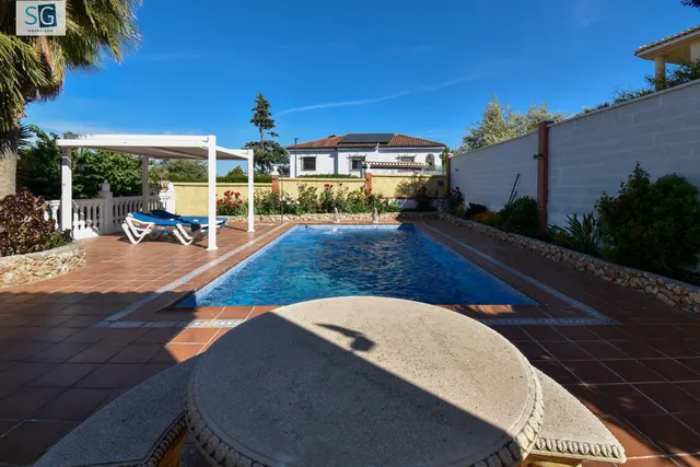 Espectacular chalet de lujo en El Puntal — 6