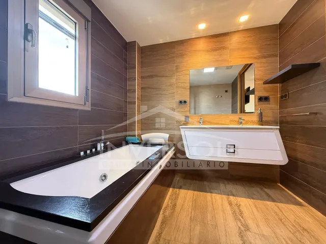 VENTA DE VIVIENDA EN ADRA A UNOS PASOS DE LA PLAYA — 36