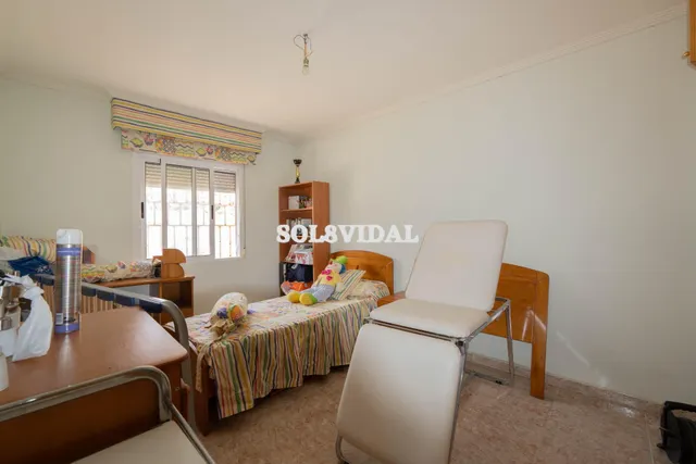 SOL8VIDAL VENDE CASA CON PARCELA — 31
